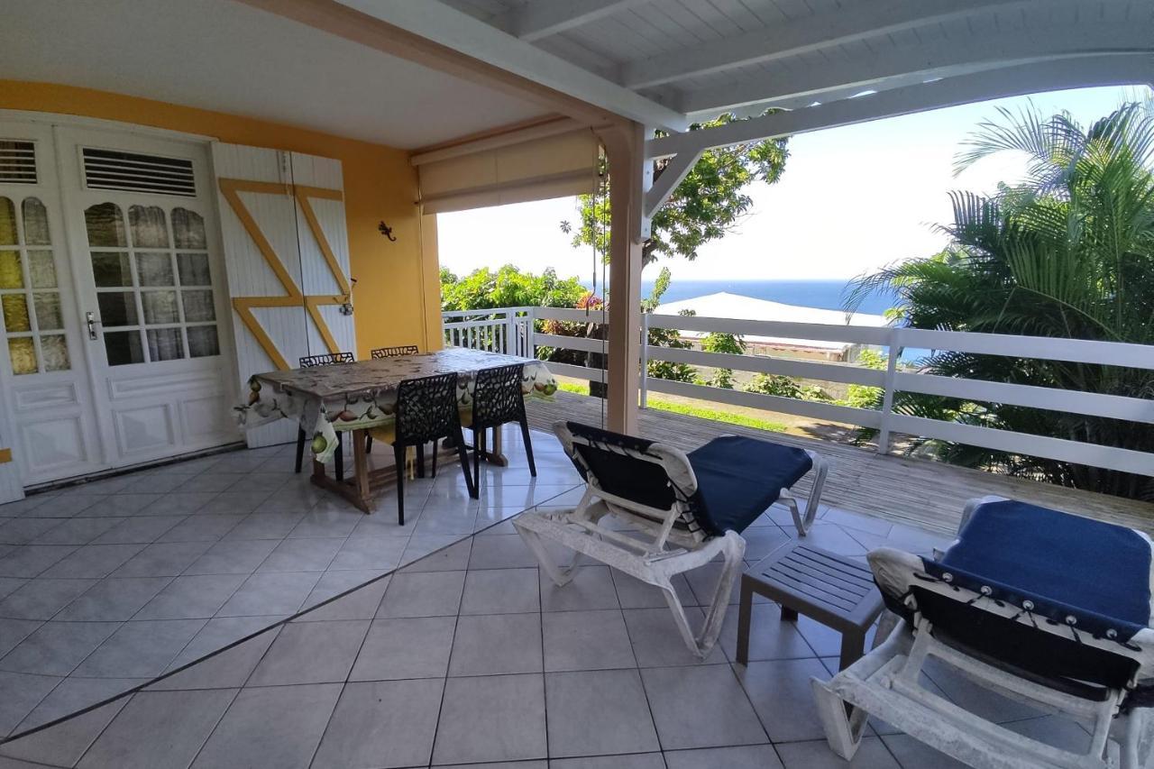 Bungalow With Sea View In Deshaies Exterior photo